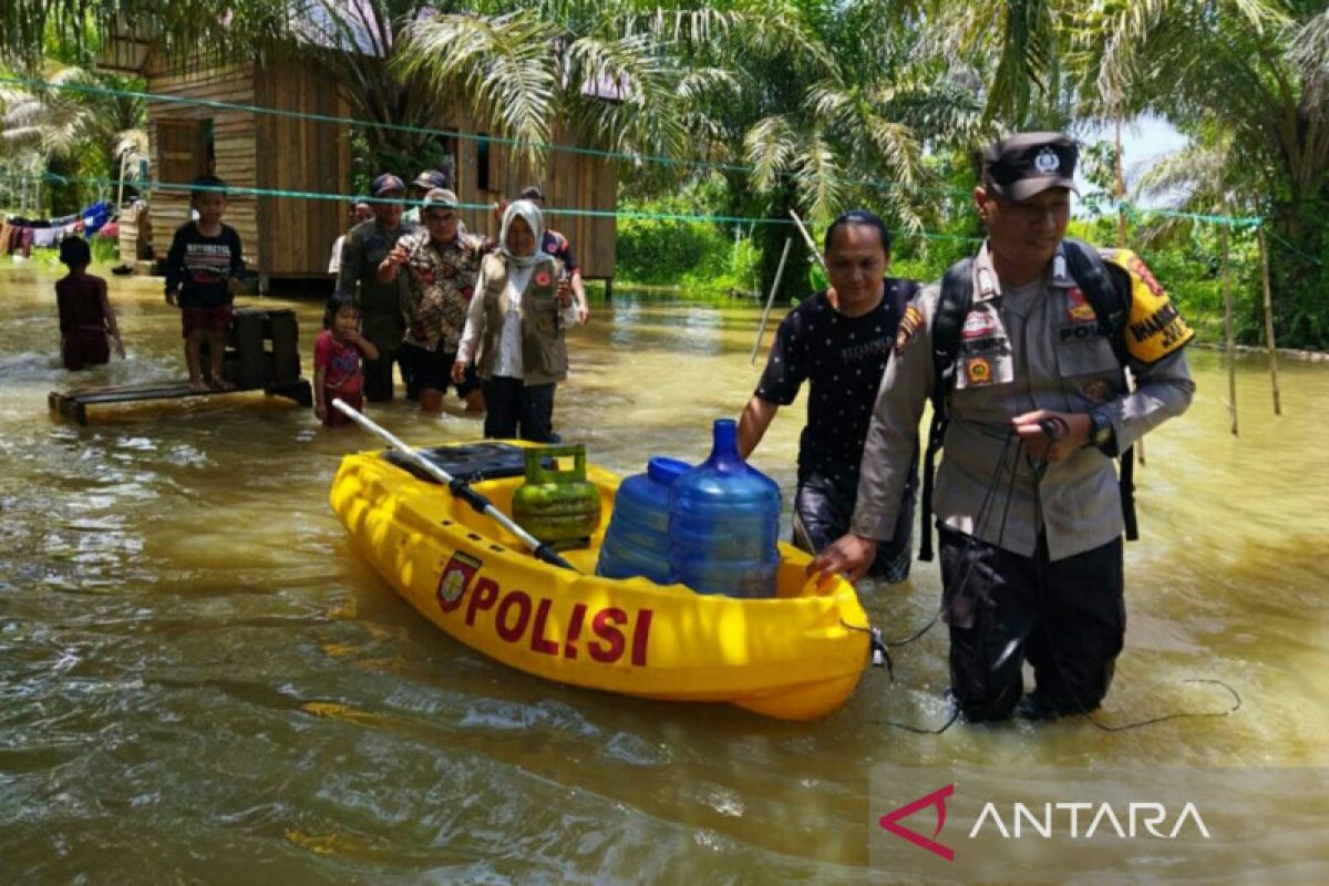 BPBD Penajam masih tangani banjir di Waru