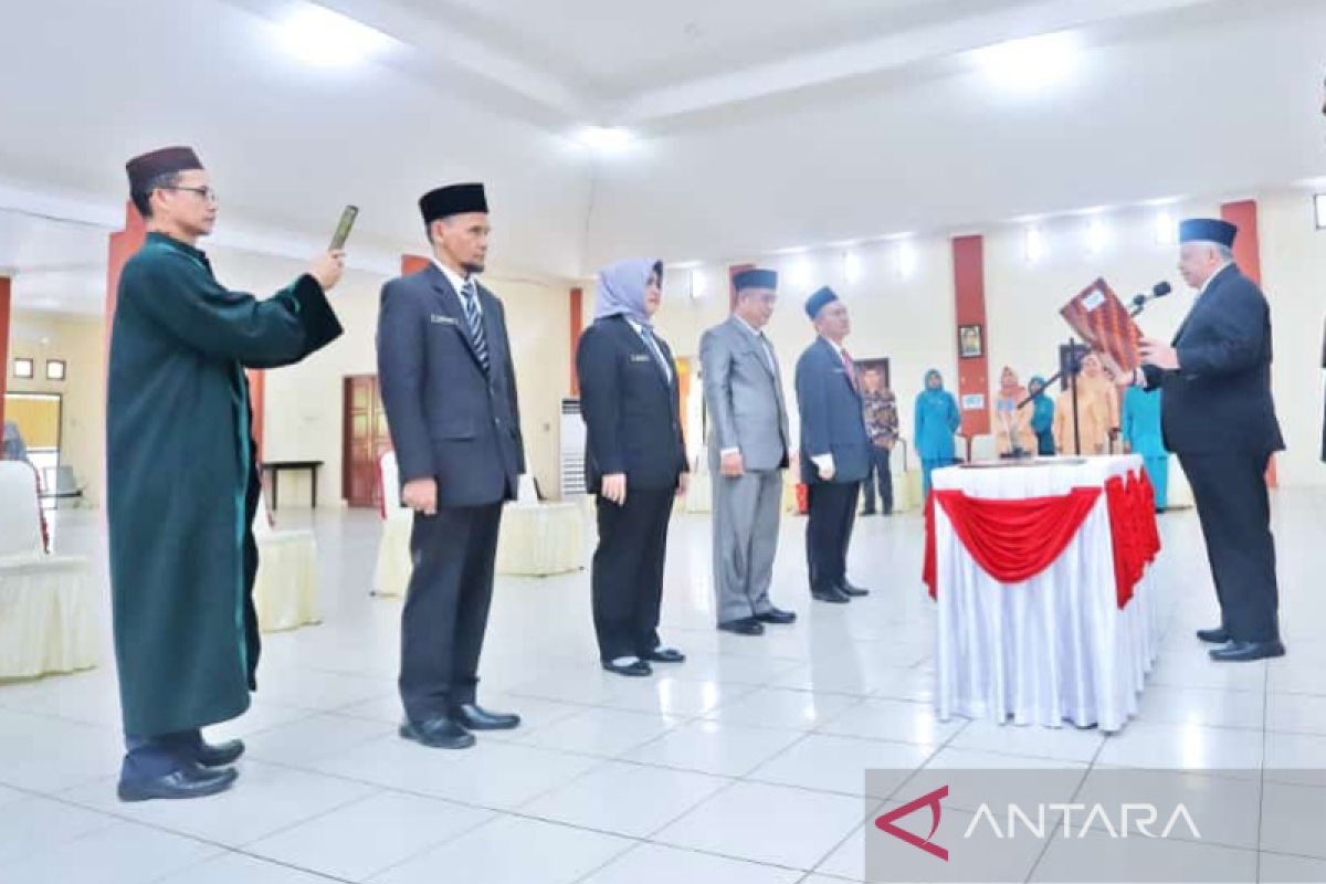 Bupati Bangka Barat mendorong OPD tingkatkan kinerja dan sinergisitas