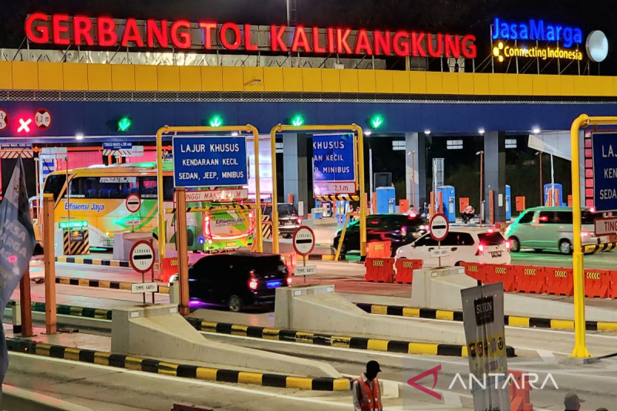 Jalur satu arah dari gerbang Tol Kalikangkung diakhiri lebih cepat