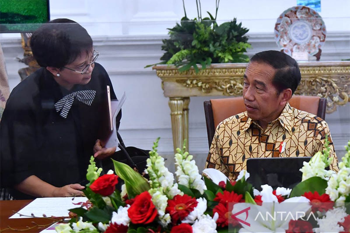 FM Marsudi accompanies President Jokowi to Brunei Prince's wedding