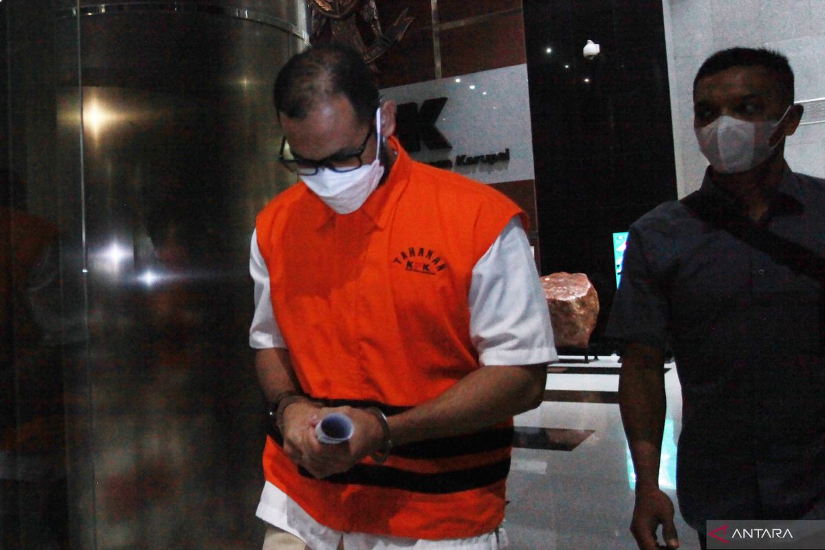 Kasus korupsi Meranti, KPK cegah 4 orang ke luar negeri