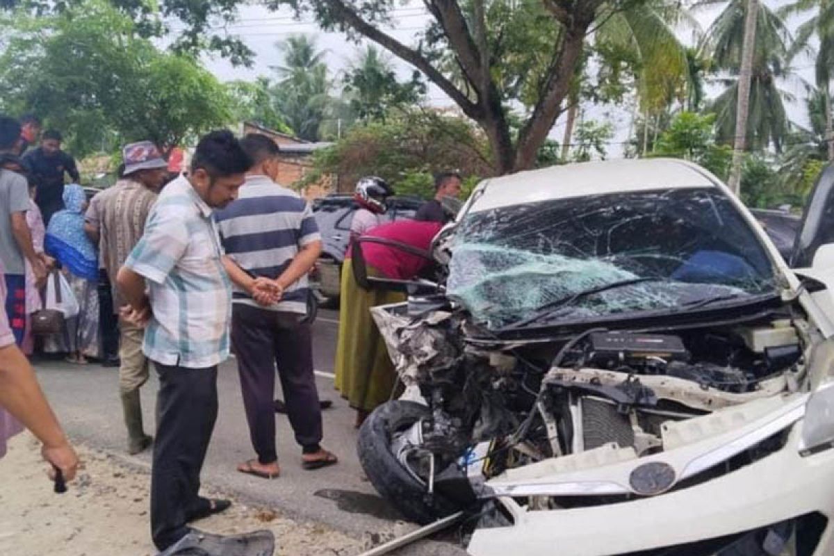 Enam korban tabrakan di Aceh Timur dilarikan ke rumah sakit, korban ada dari Sumut dan Riau