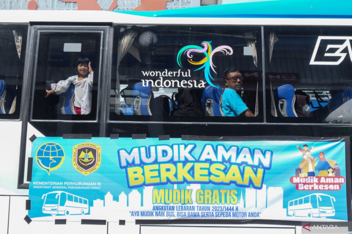 Eid homecoming: Ministry adds 10,000 free bus seats