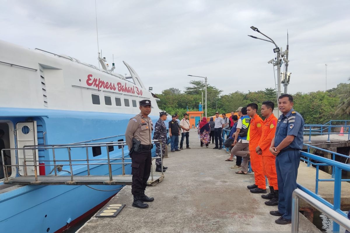 Arus mudik Lebaran 2023 di pelabuhan Tanjung Pandan menurun