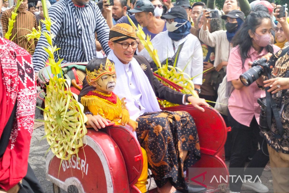 Sandiaga sebut perlu komunikasi terkait isu pindah partai