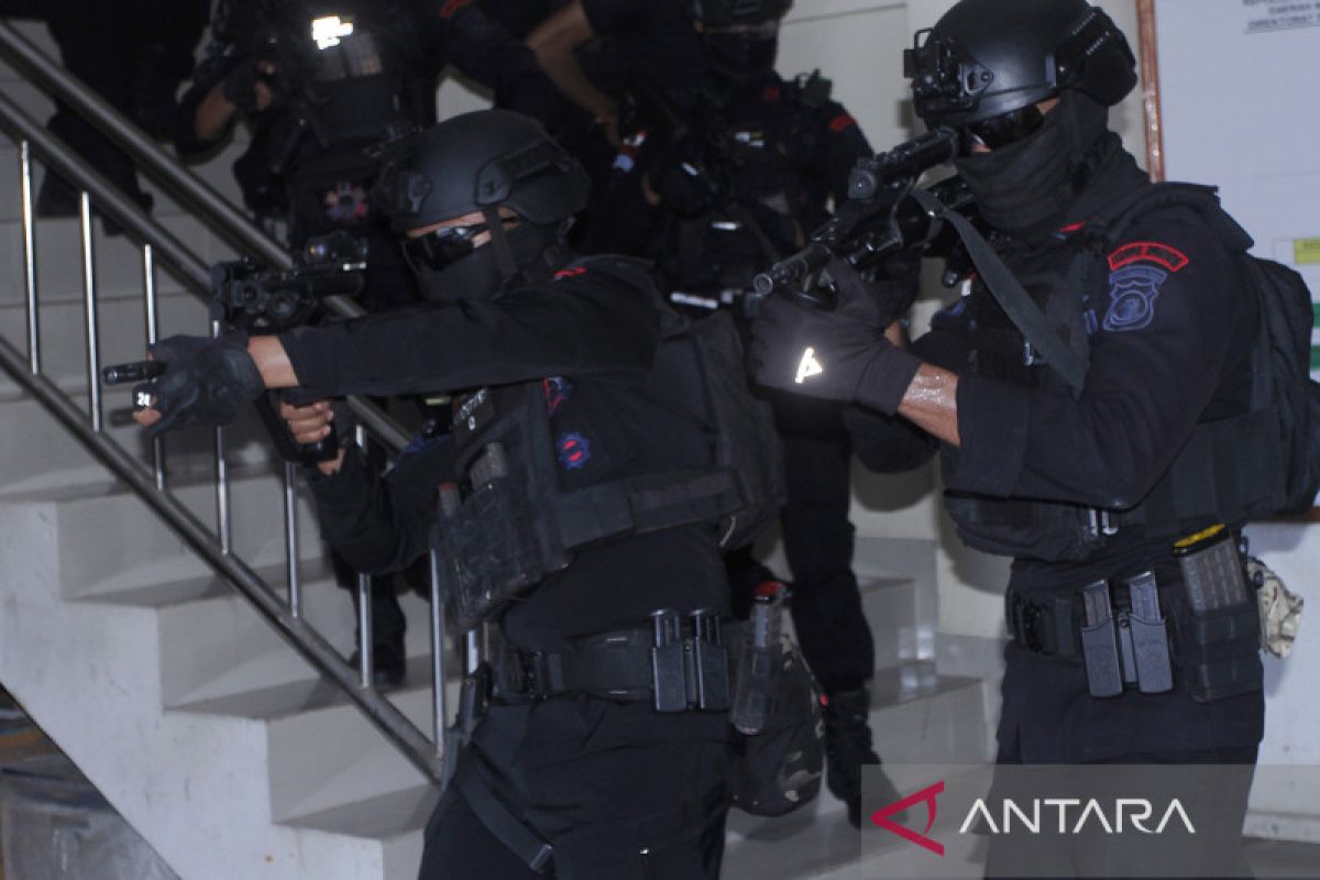 Densus tangkap tujuh anggota kelompok teroris JI di Sulteng