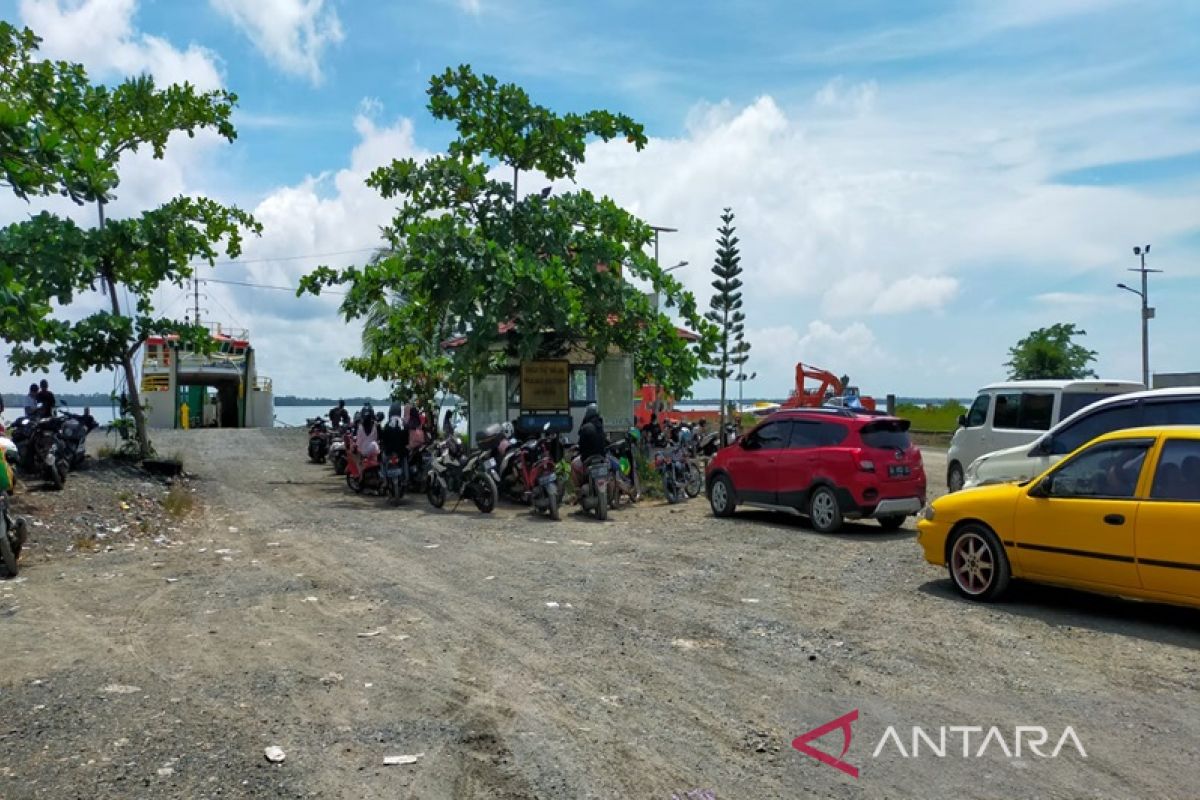 ARUS BALIK - Penumpang kapal feri Setagen - Tarjun menurun pada H+7