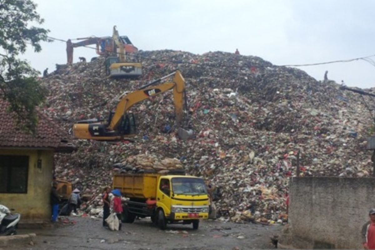 Legislator Jabar optimistis Pemkot Depok bisa buang sampah ke TPPAS Lulut Nambo