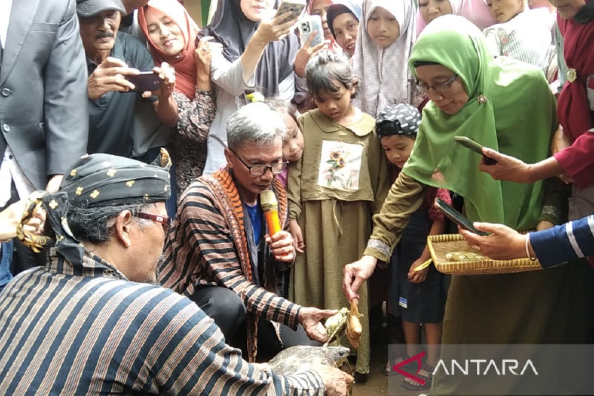 Mengenal  tradisi bulusan yang digelar masyarakat Kudus setiap Syawal