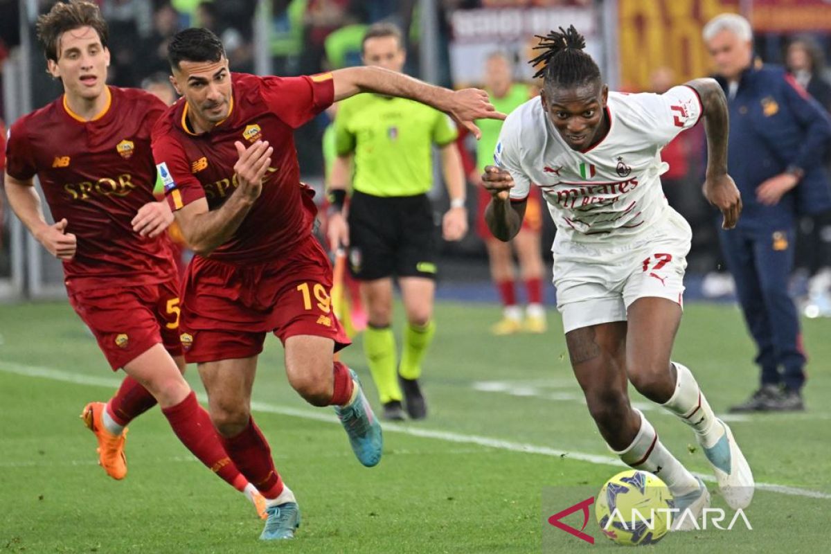Laga AC Milan vs AS Roma berakhir imbang dengan dua gol di masa injury time