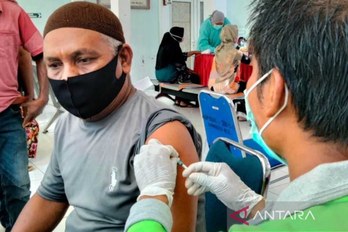 45,8 persen Lansia di Aceh Barat sudah divaksin dosis tiga