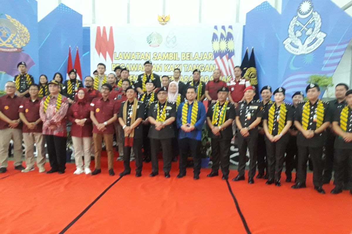 Pejabat Pengarah Penjara Malaysia  terkesan suasana Lapas Kelas II Pontianak