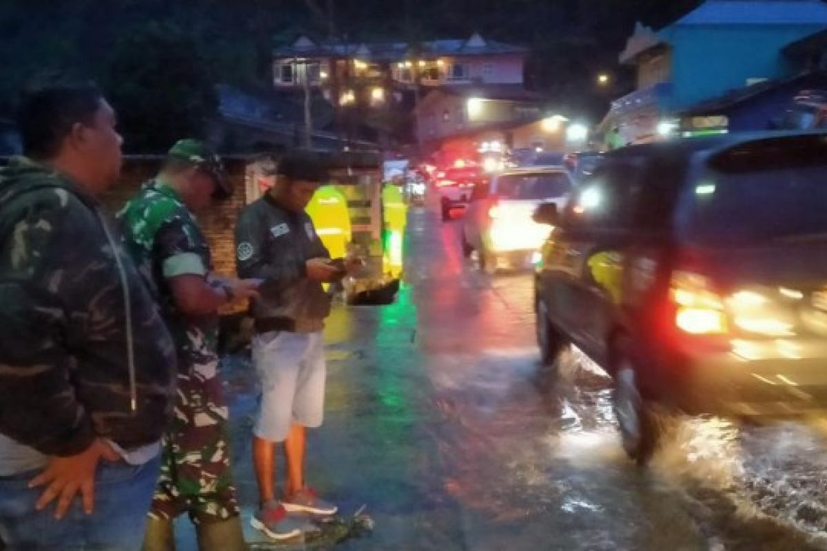 Polisi: Jalan Jamin Ginting kembali normal pascabanjir bandang