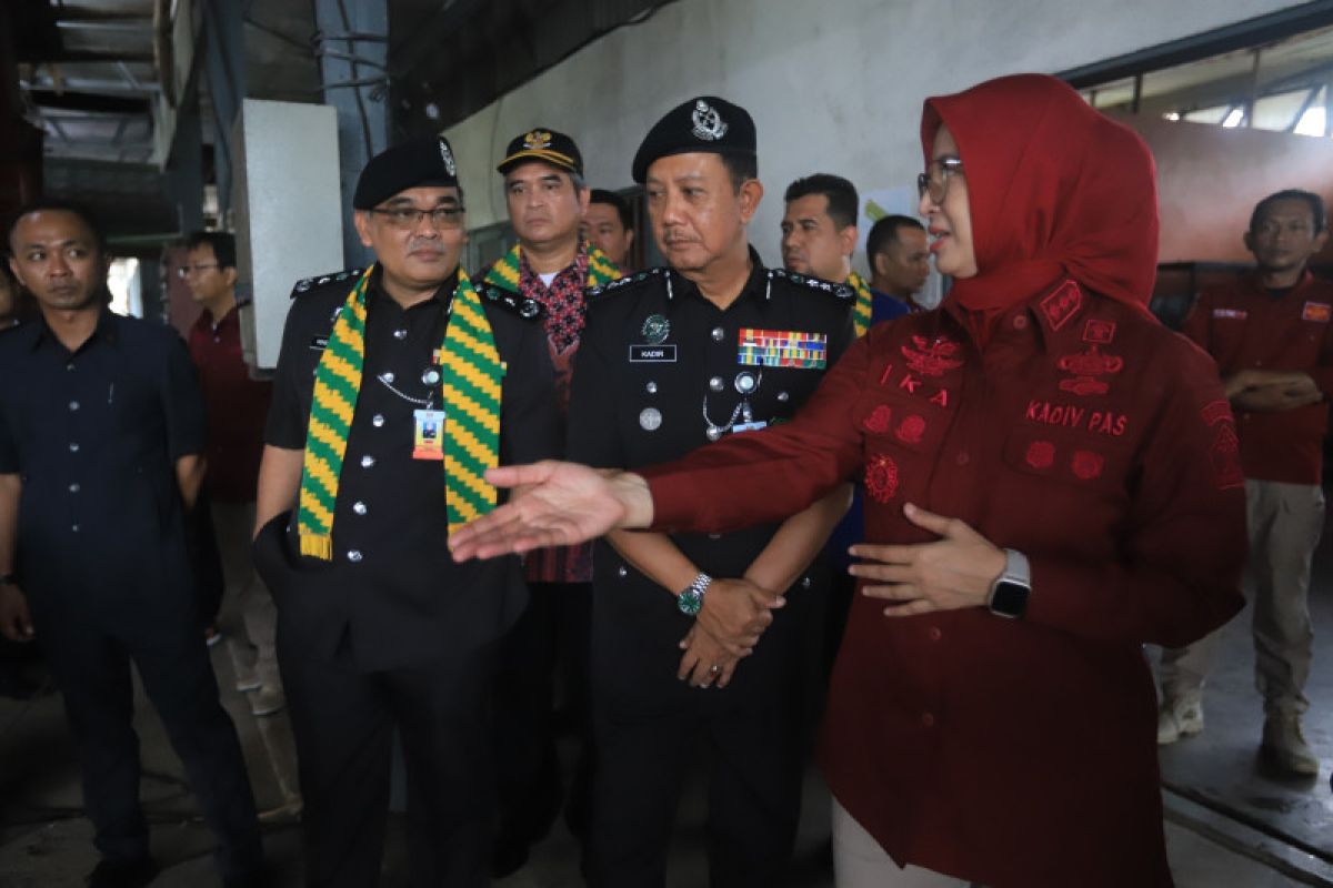Pejabat Penjara Malaysia terkesan suasana Lapas Kelas II Pontianak