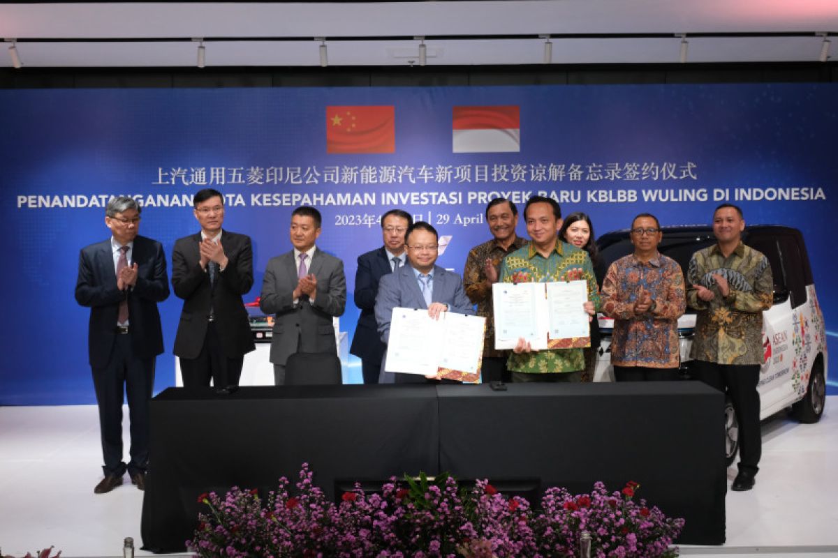 Wuling produk ekosistem kendaraan listrik Indonesia