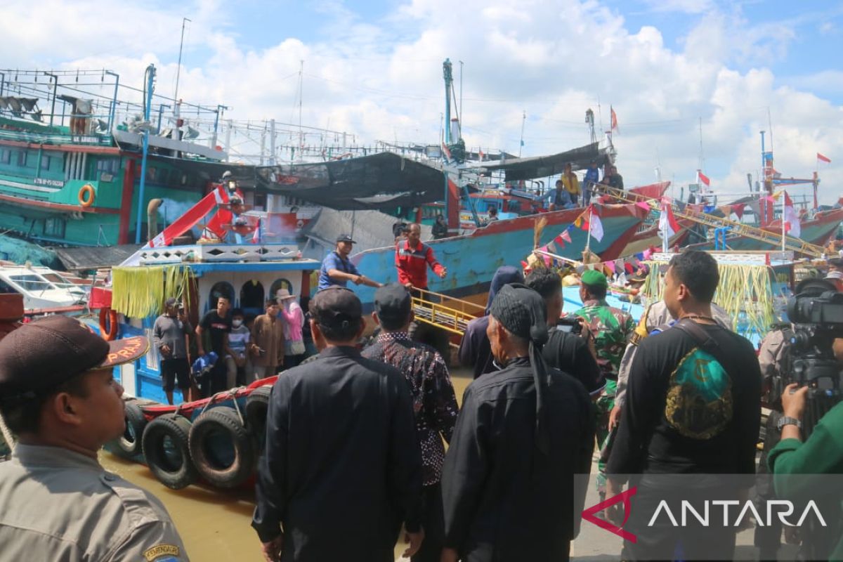 Sedekah laut dongkrak pertumbuhan ekonomi