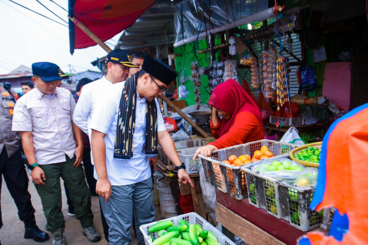 Wawali Tangsel instruksikan camat dan lurah awasi berkala ketertiban pasar