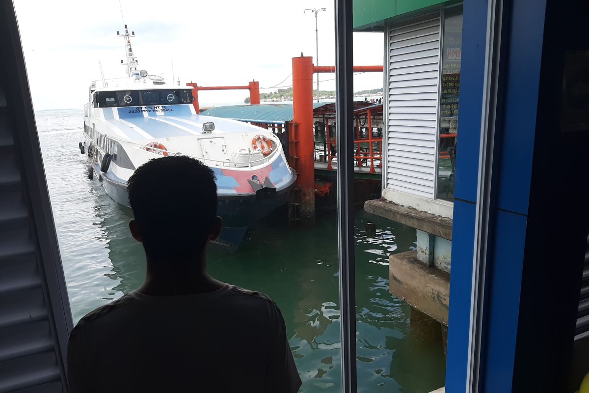 KSOP Tanjungpinang latang kapal kelebihan muatan berlayar
