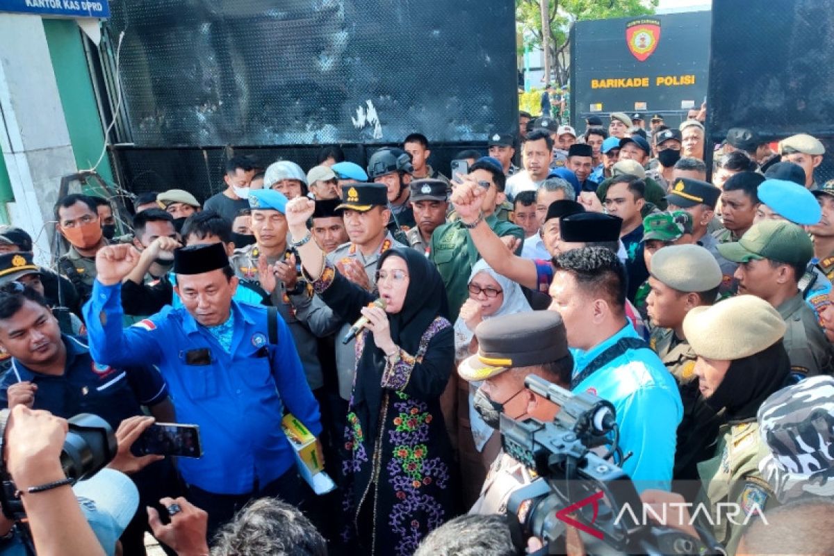 Ketua DPRD Sulsel berjanji segera akomodir tuntutan buruh