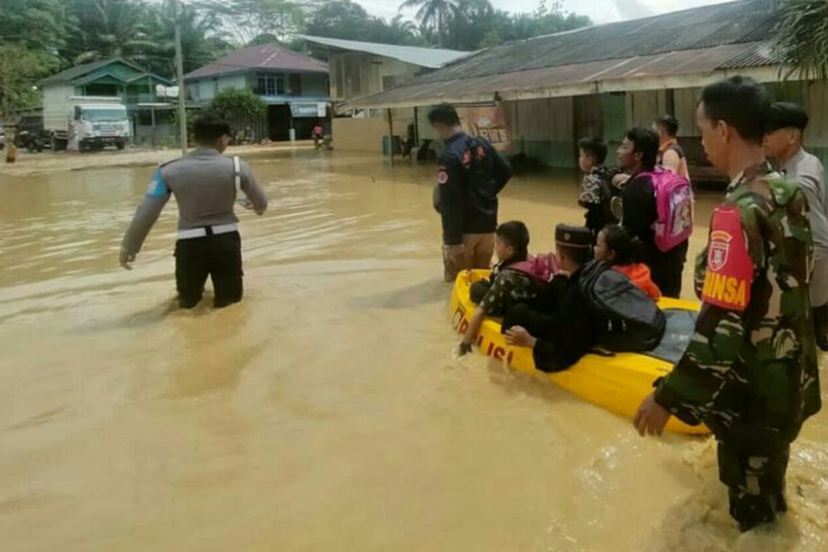 Banjir di Kecamatan Sepaku berangsur surut