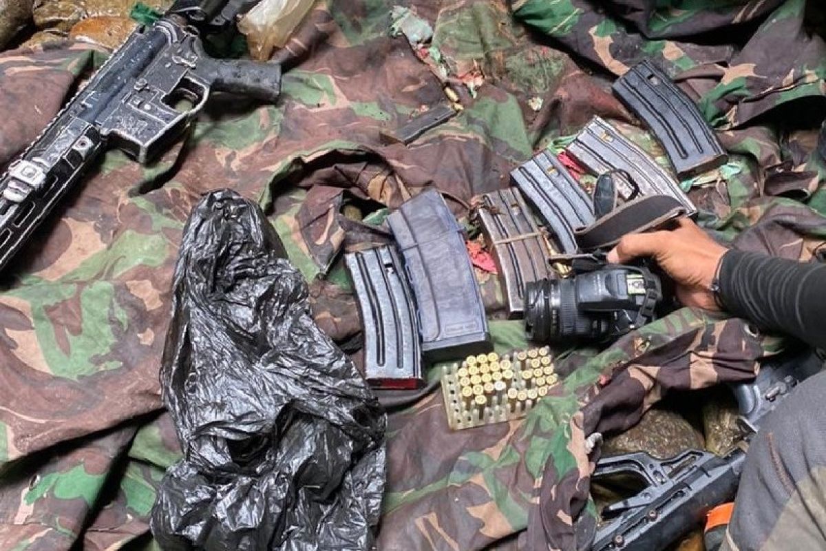 Pangdam XVII sebut senjata api KKB sebagian besar rampasan dari TNI-Polri