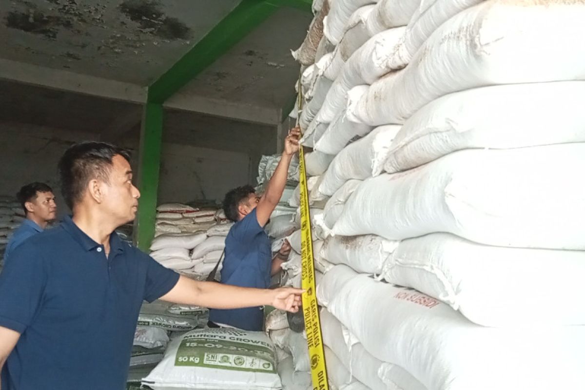 Polda Sumbar amankan 147 ton pupuk diduga palsu di Pasaman Barat