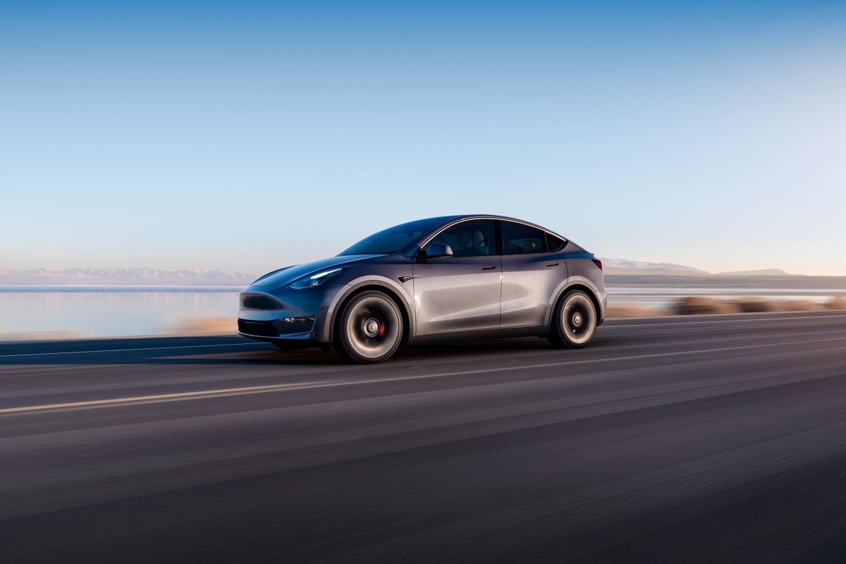 Tesla rilis model Y versi terbaru di China