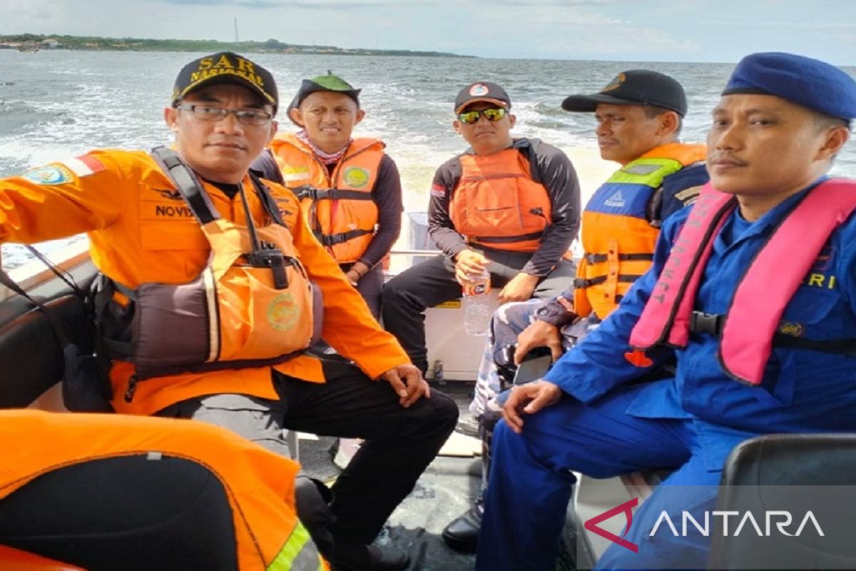 Basarnas cari nelayan hilang di Perairan Sampang