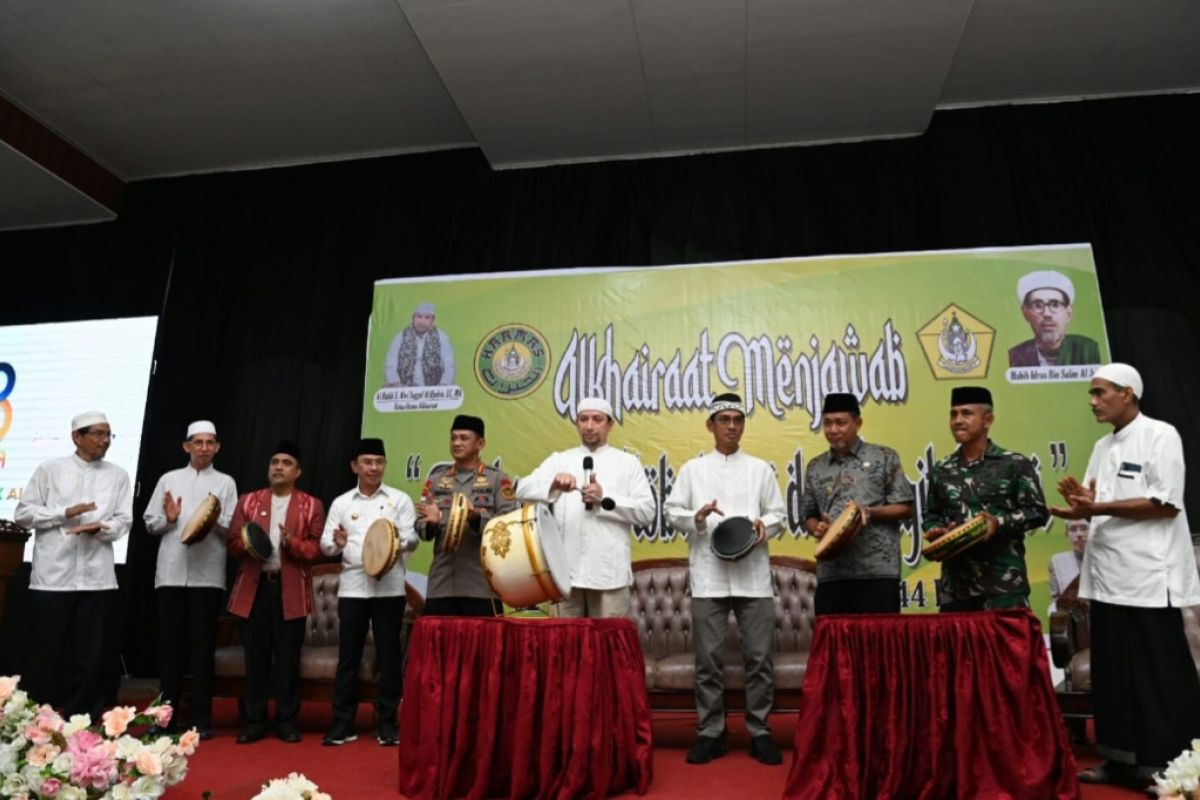 Ribuan umat Islam hadiri Haul Guru Tua di Kota Palu