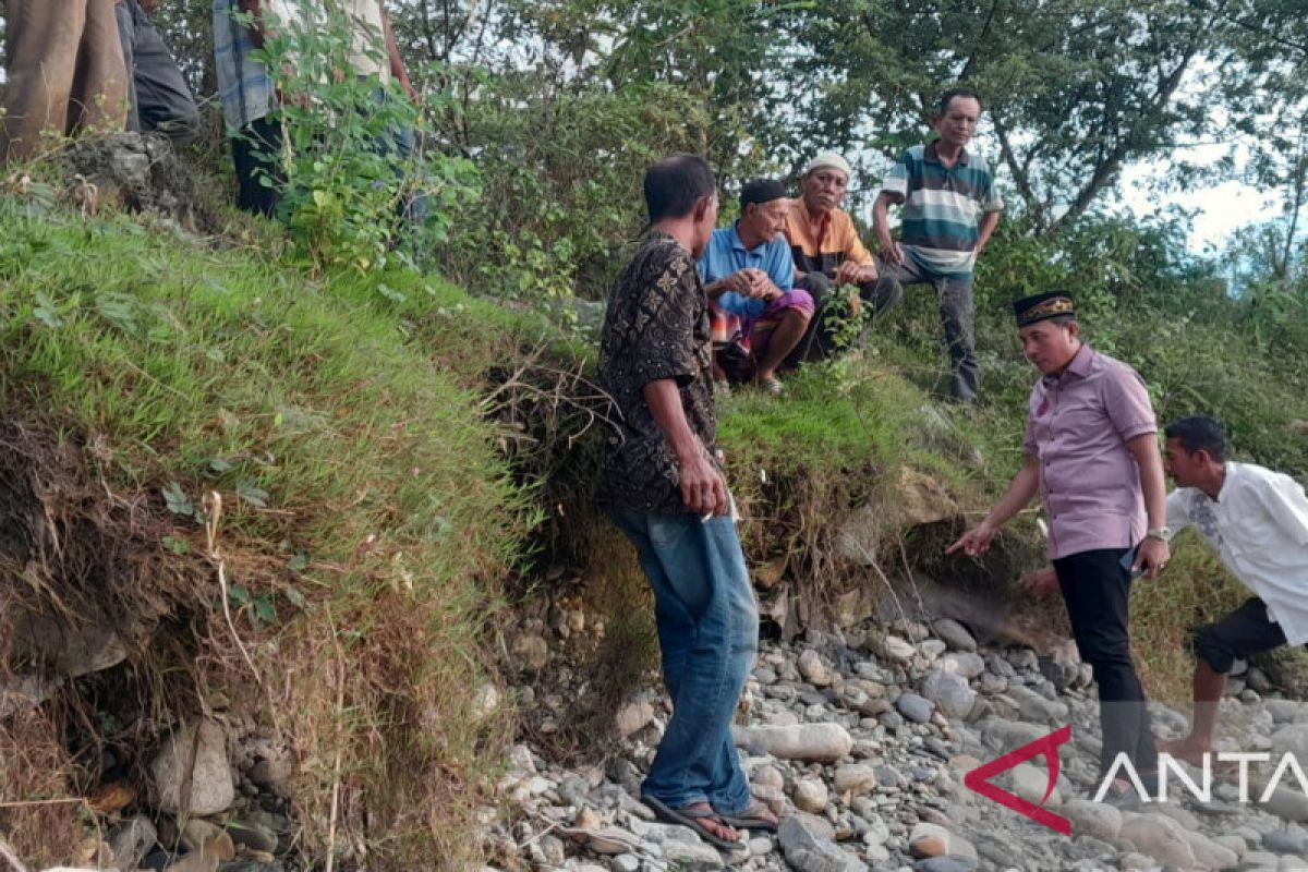 DPRA soroti penambangan galian C milik BUMG di Aceh Selatan
