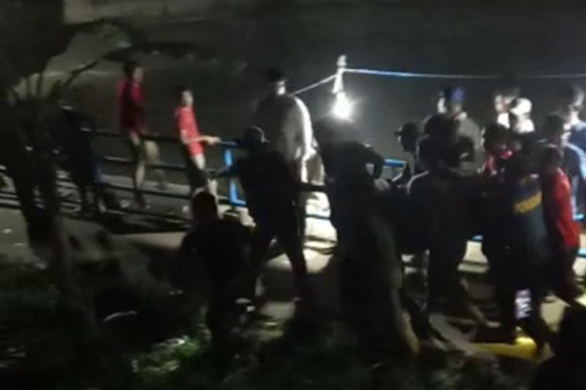 Tenggelam jelang maghrib di bendungan Kuansing, Dandi Erika ditemukan tewas