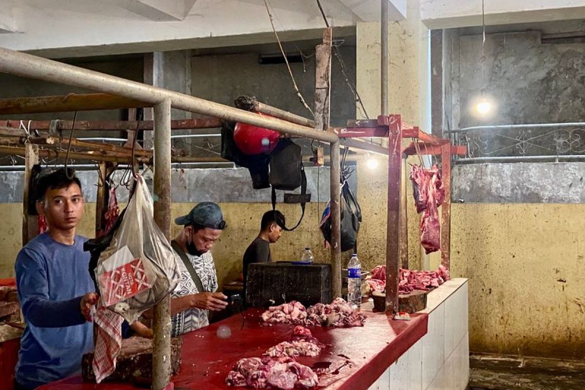 Harga daging sapi di Bandarlampung turun usai Lebaran 2023