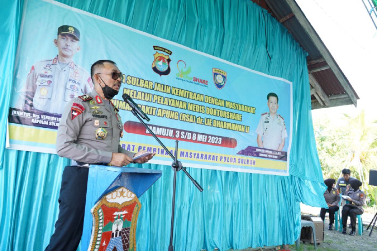 Yayasan Dokter Peduli beri layanan medis warga pesisir Sulbar