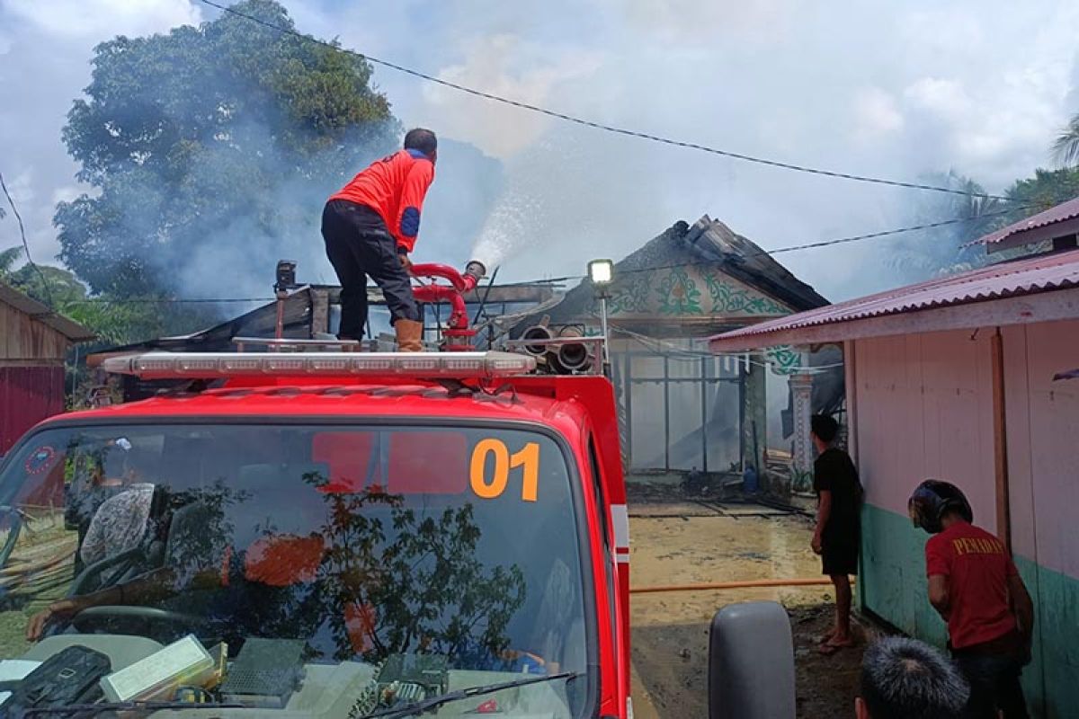 Satu unit rumah di Simeulue hangus terbakar