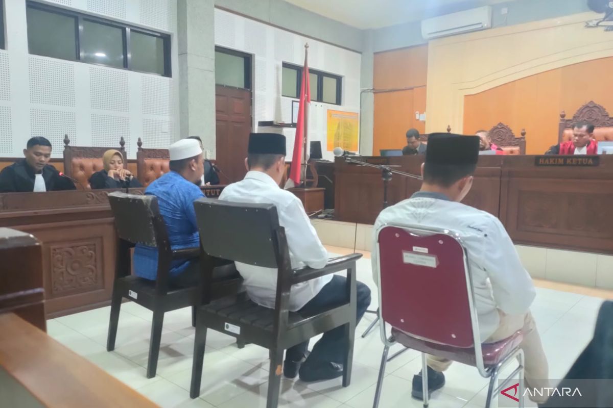 Mantan DPRD Lombok Timur manfaatkan alsintan sebagai sarana kampanye