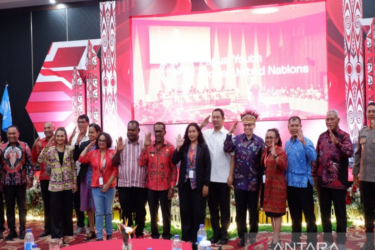Govt praises Papuan youth for UN assembly simulation