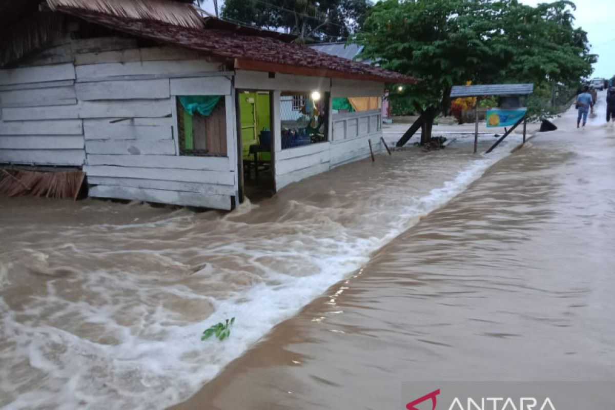 BPBD Sulteng: 70 rumah di Kabupaten Poso terendam banjir