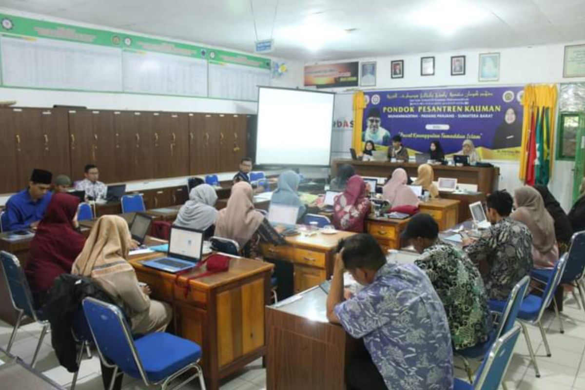 Tingkatkan kualitas guru, Pontren Kauman Muhammadyah gelar bimtek berbasis TI