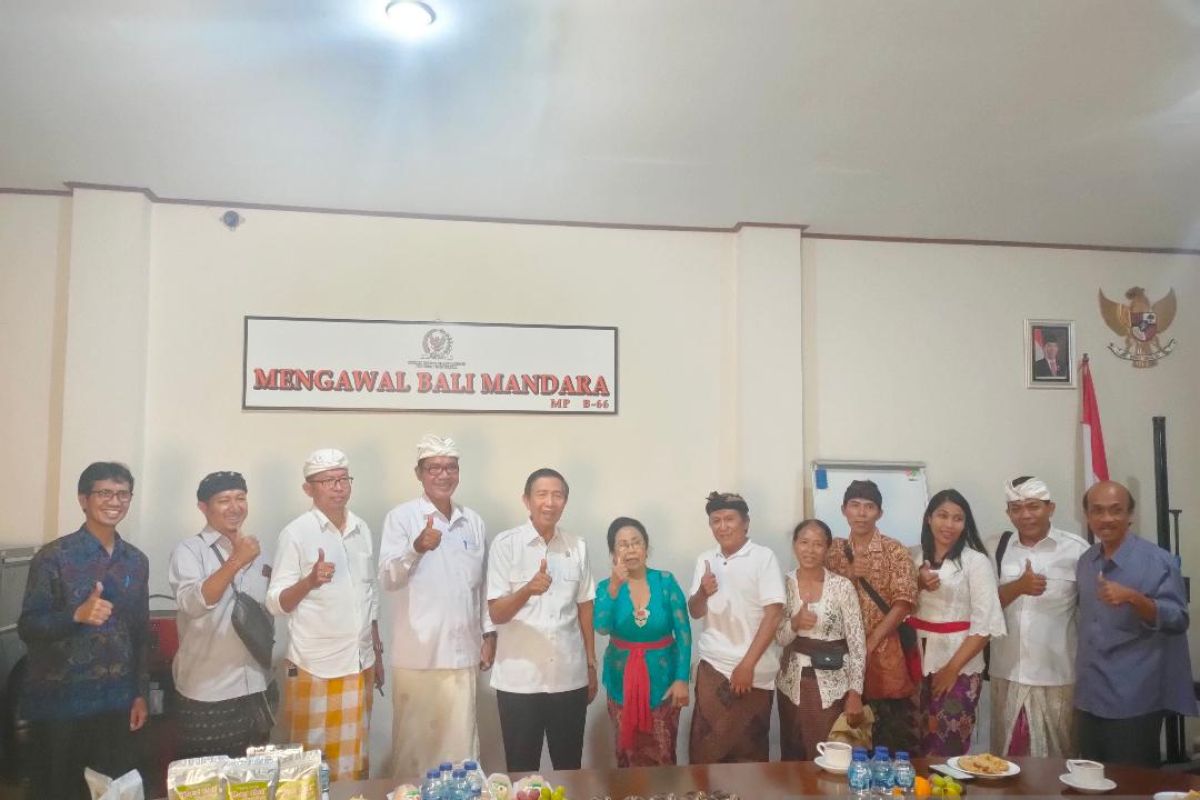 Mangku Pastika mengajak sinergikan koperasi dan UKM di Bali