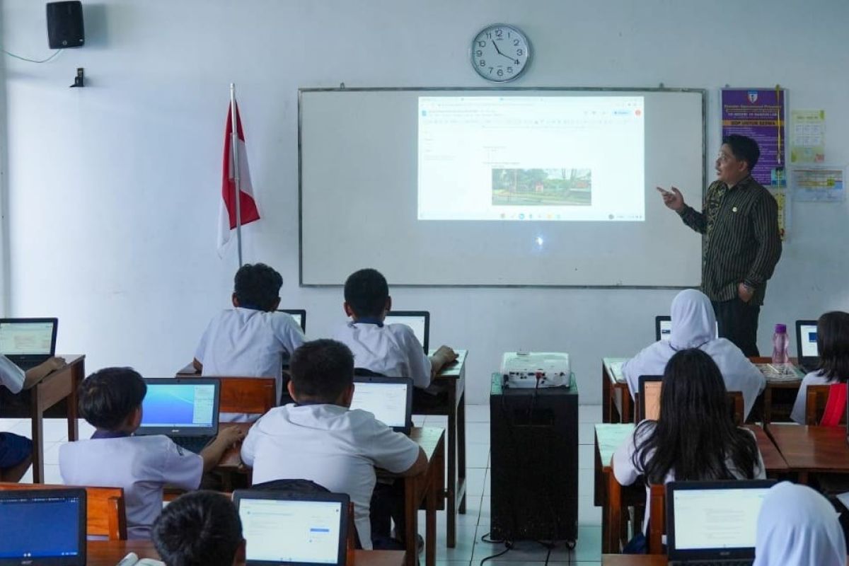 Pemkot Madiun tambah layanan 493 titik wifi di sekolah