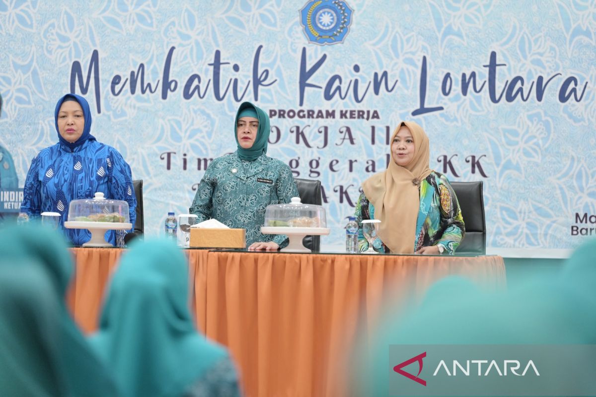 PKK Makassar gelar pelatihan membatik untuk dorong ekonomi kreatif