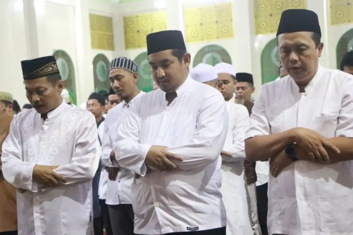 Unsur pimpinan DPRD ikuti shalat hajat hari jadi Banjarbaru