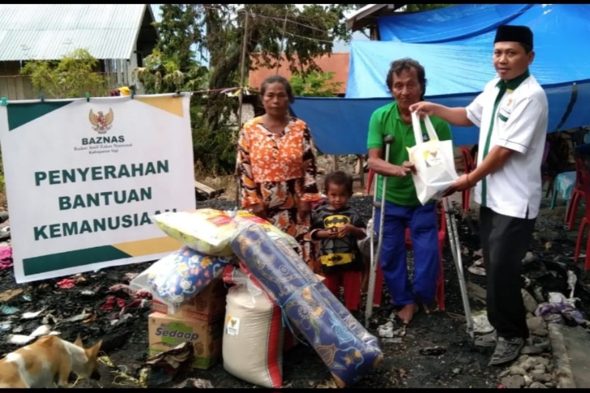 Baznas Sigi beri bantuan untuk warga yang kehilangan tempat tinggal