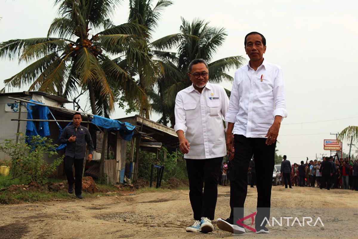 Jokowi dan jalan mulus