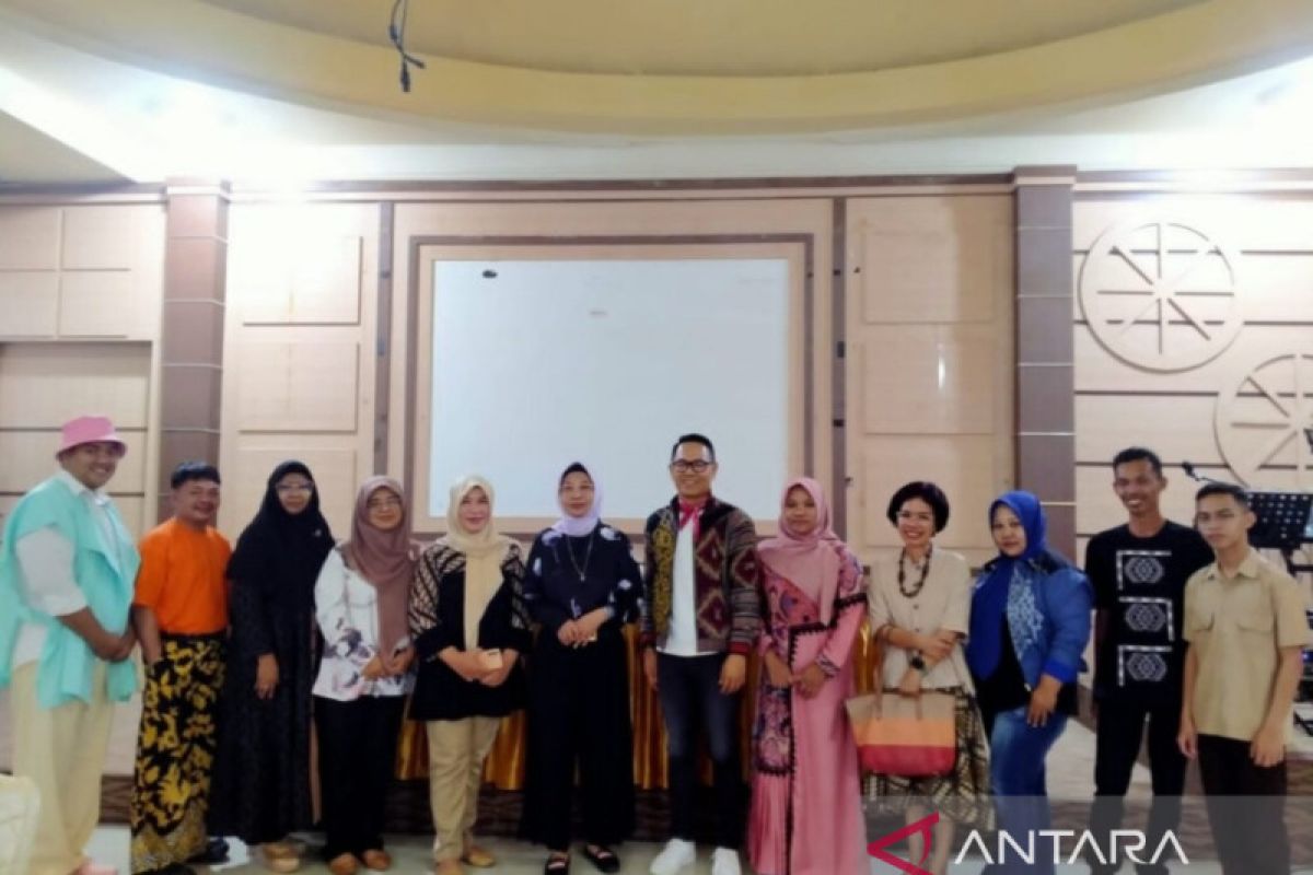 Kain Karawo Gorontalo dilirik dipasarkan Mal Sarinah Jakarta