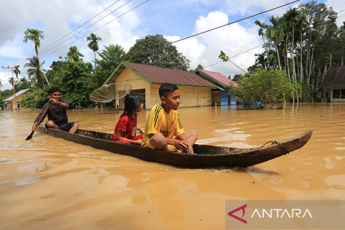Banjir landa 22 desa di tujuh kecamatan di Nagan Raya Aceh akibat hujan lebat