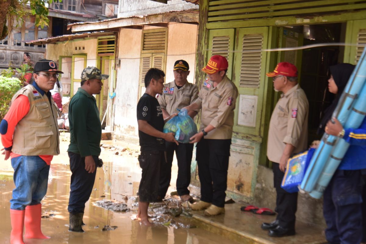 Warga Sawahlunto dihimbau bersihkan saluran air mengantisipasi Tanah Longsor