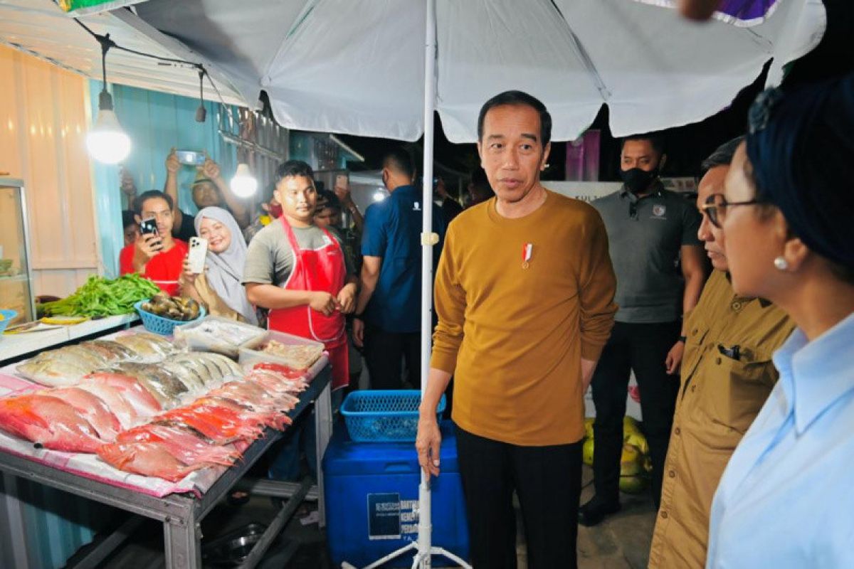 Jokowi sambangi wisata kuliner Kampung Ujung Labuan Bajo