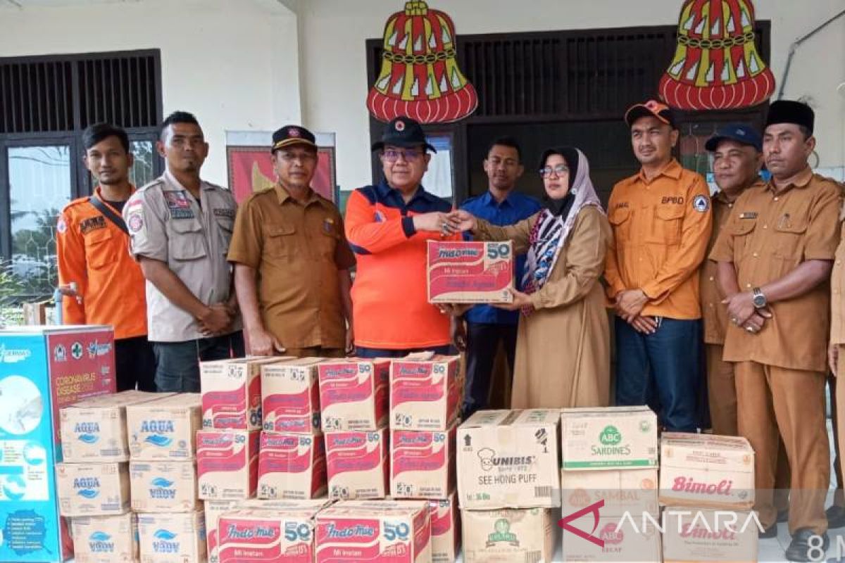 Pemkab Aceh Barat salurkan bantuan masa panik untuk korban banjir