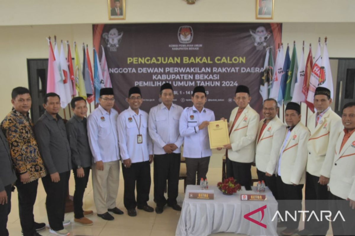 PKS Kabupaten Bekasi daftarkan 55 bacaleg ke KPUD